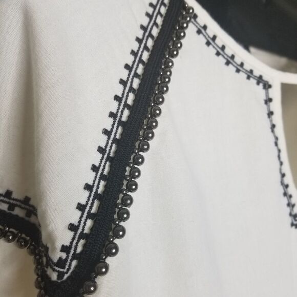 a.n.a. Embellished Embroidered Blouse - Picture 7 of 16